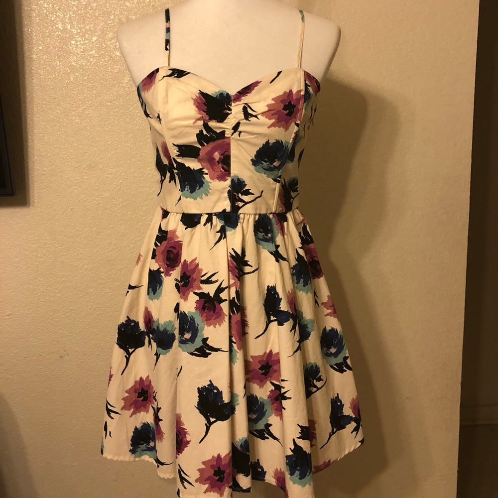 Forever 21 Floral print dress